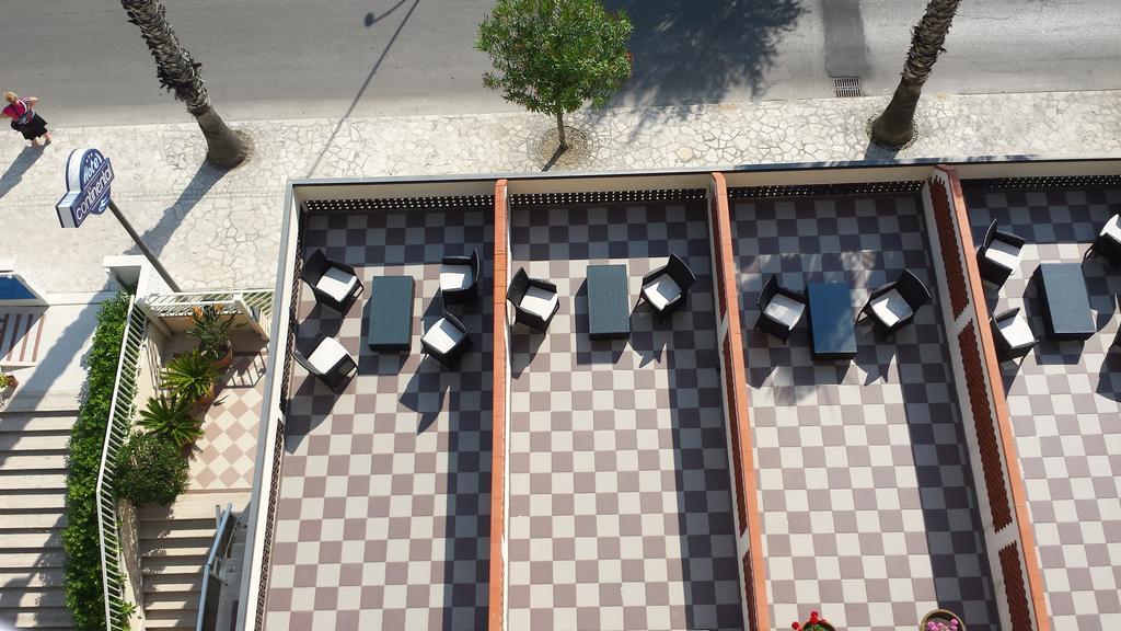 Hotel Continental San Benedetto del Tronto Dış mekan fotoğraf