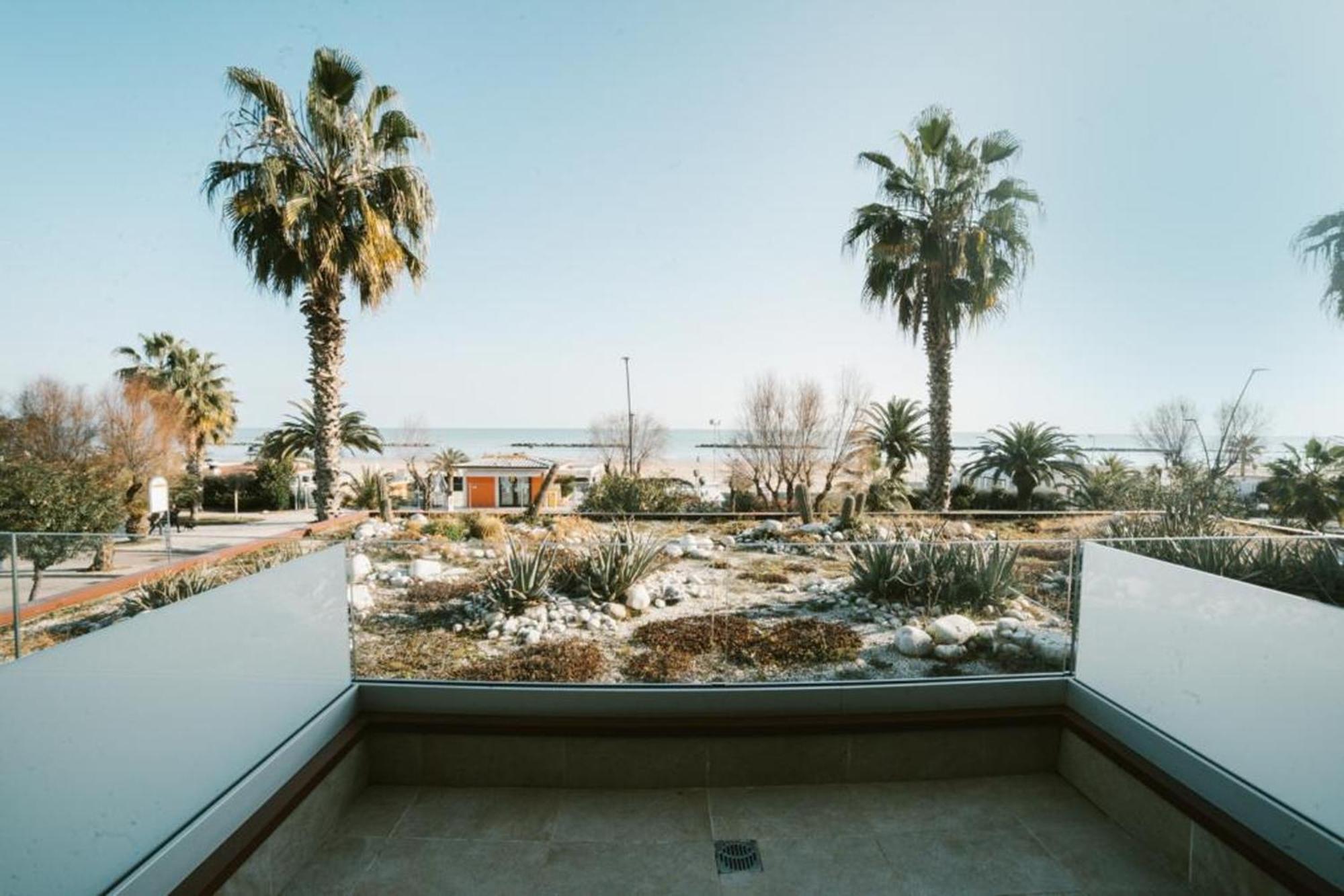 Hotel Continental San Benedetto del Tronto Dış mekan fotoğraf
