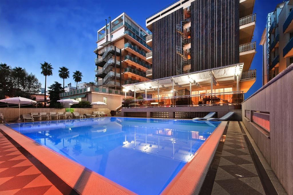 Hotel Continental San Benedetto del Tronto Dış mekan fotoğraf